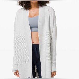 Lululemon Sweater Womens 2 Gray Sit in Lotus Wrap Cardigan Merino Wool Soft Cozy
